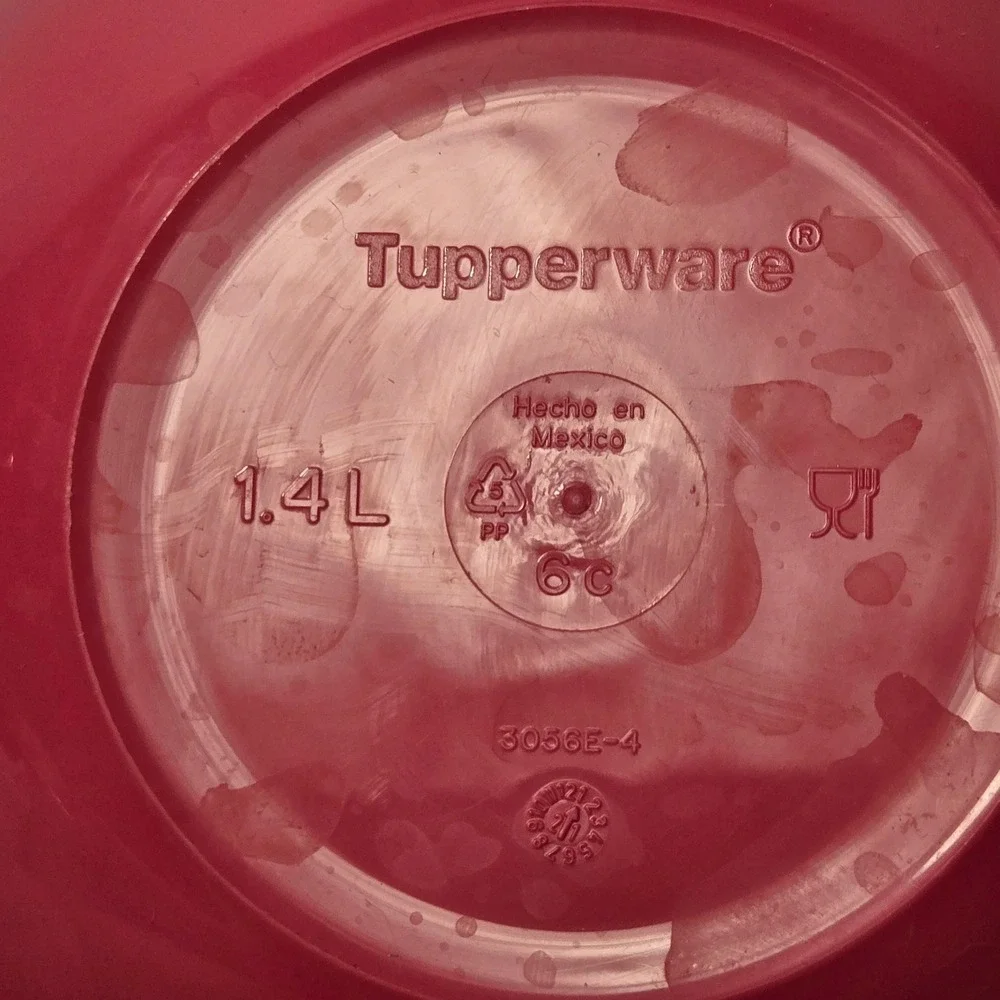 Tupperware Thatsa Jr Mixing Bowl 1.4L 6 Cup Pink with White Lid 3056E-4